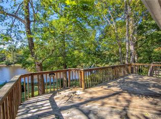 12924 S Chester Rd, Chester, VA 23831