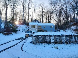 53 Lakeside Dr, Ridgefield, CT 06877