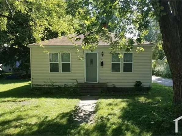 806 N Willis Ave, Champaign, IL 61821