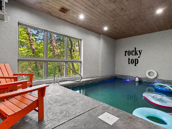 2nd image of 3504 Sand Ridge Way