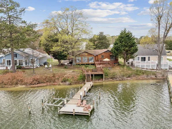 15 Glebe Ct, Montross, VA 22520