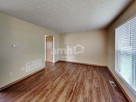 5th image of 2034 Aspenspring Dr