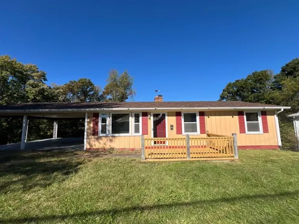 1002 Askin St, Martinsville, VA 24112