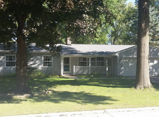 2608 Pleasant Dr, Cedar Falls, IA 50613