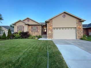 1621 Kennedy Dr, Lincoln, NE 68521