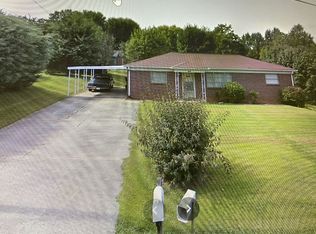 2641 14th St NE, Hickory, NC 28601