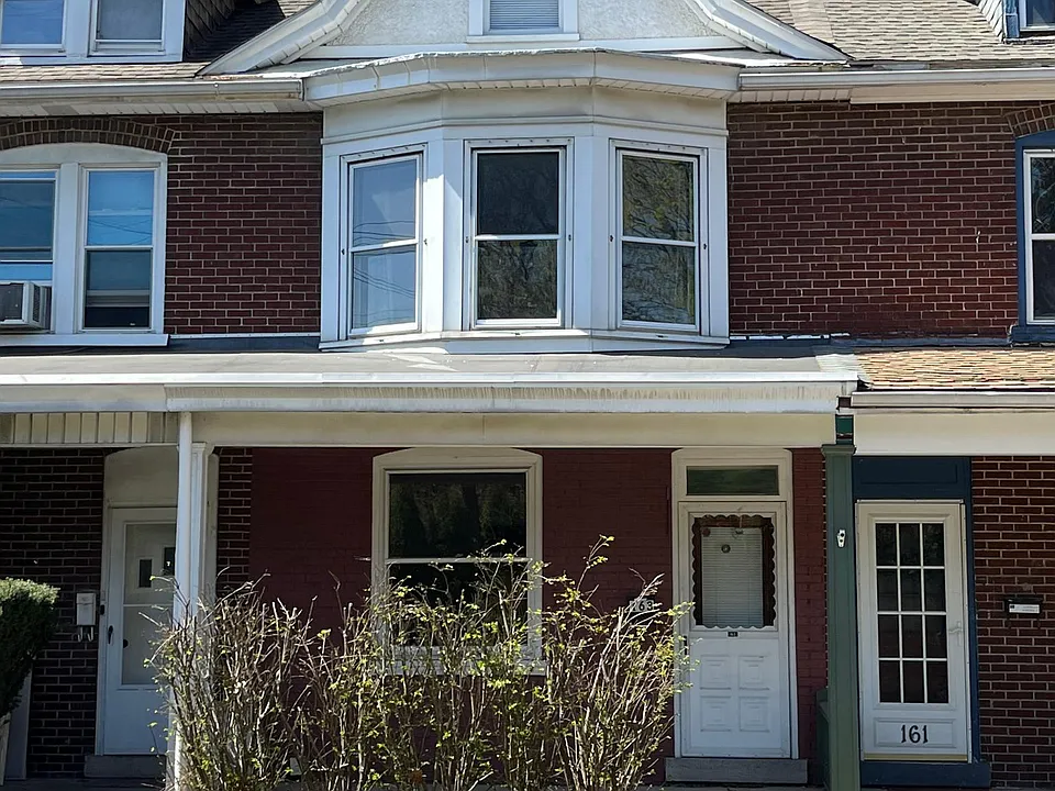 163 S Lincoln Ave