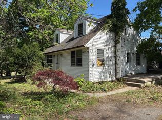 154 Monmouth Rd, Wrightstown, NJ 08562