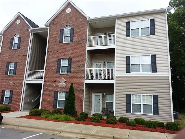 Close up (Small)_05022013