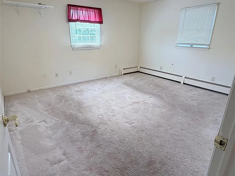 216 Maple Ave — Photo 29