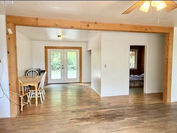 3rd image of 4178 Old Melrose Rd