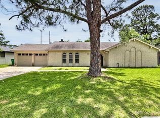 7206 Maple Ln, Baytown, TX 77521