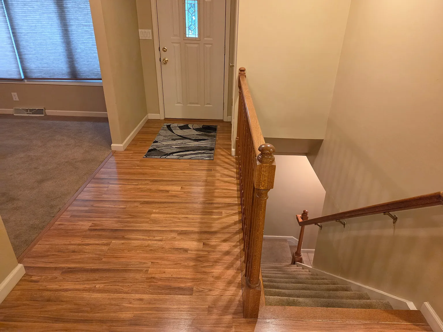 3 bed, 1.5 bath, 1152 sqft, $2,200 — Photo 3