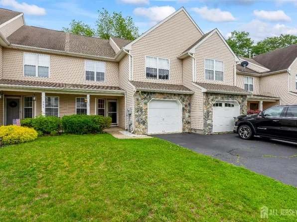 252 Moses Milch Dr, Howell, NJ 07731
