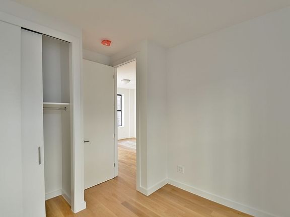 5th image of 561 W 144th St APT 24