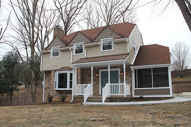 1st image of 2904 Finch Dr