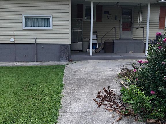 4th image of 4809 Washington Pike