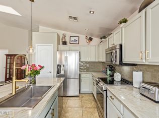 4038 W Alex Loop, Phoenix, AZ 85083