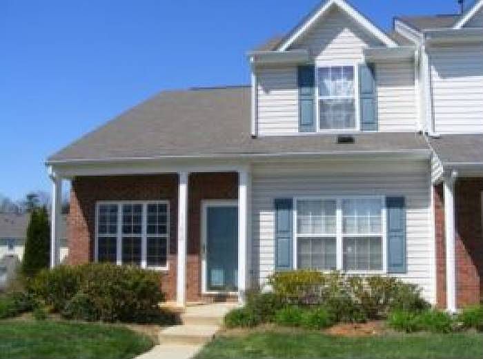 Great end-unit town-home