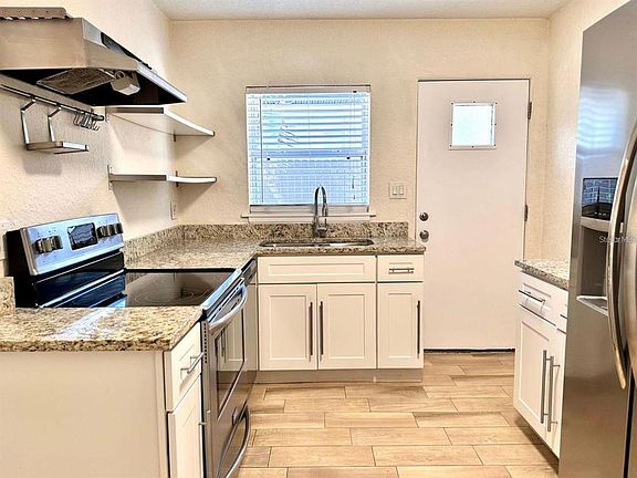 3rd image of 2510 Boyd Ave #B