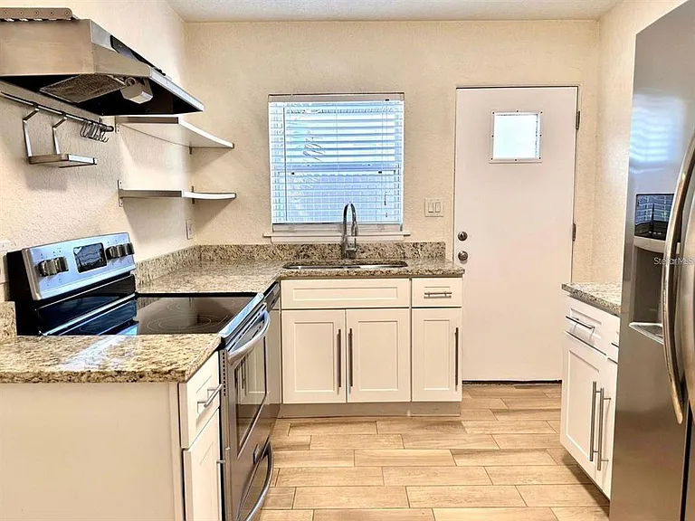 2510 Boyd Ave #B — Photo 3
