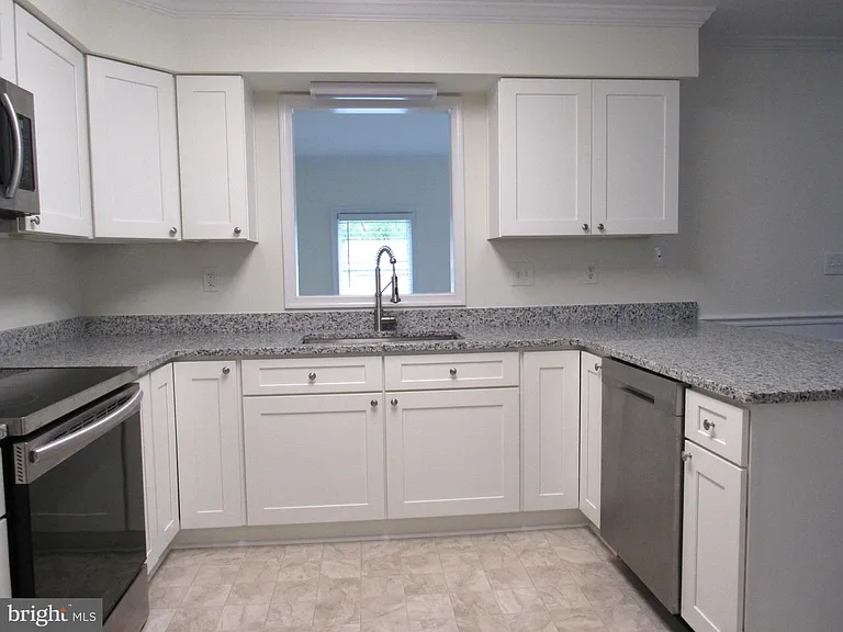 35 Beekman Pl — Photo 7