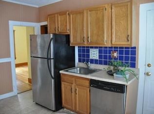 5 Hampden St APT 2, Worcester, MA 01609