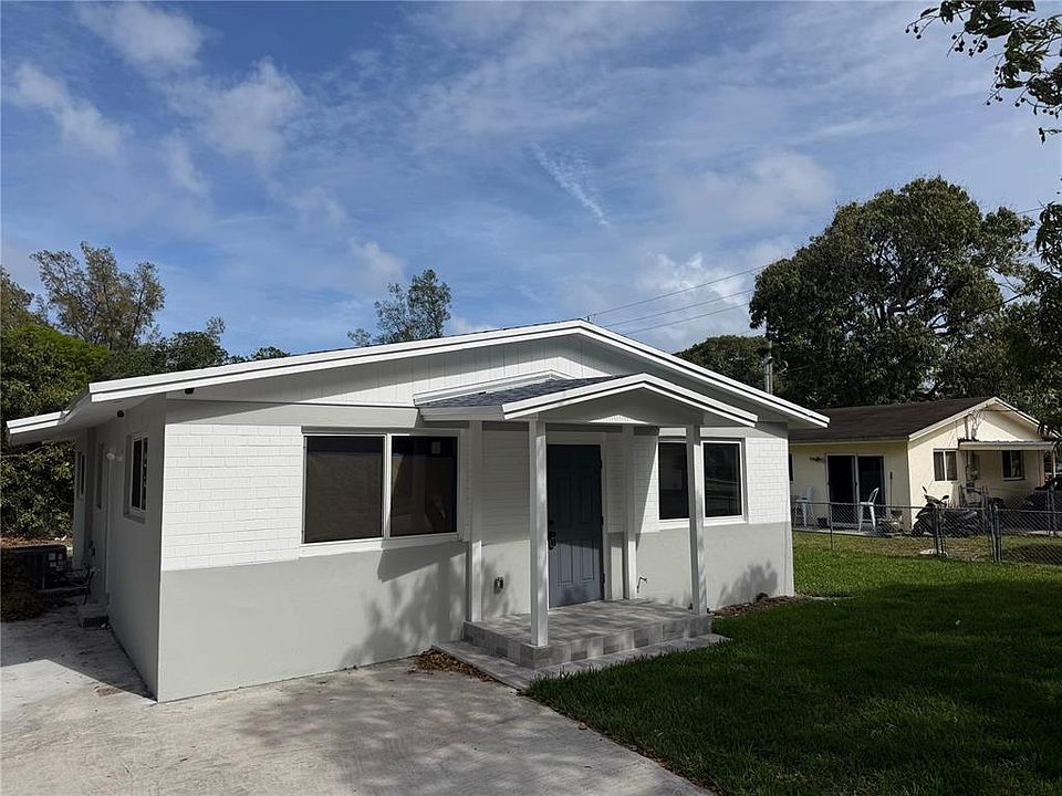 1st image of 836 SW 2ND TERRACE