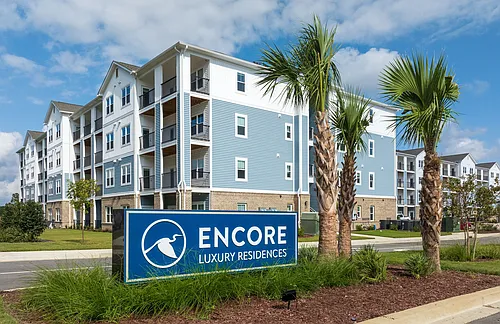 Encore Luxury Residences Photo 1