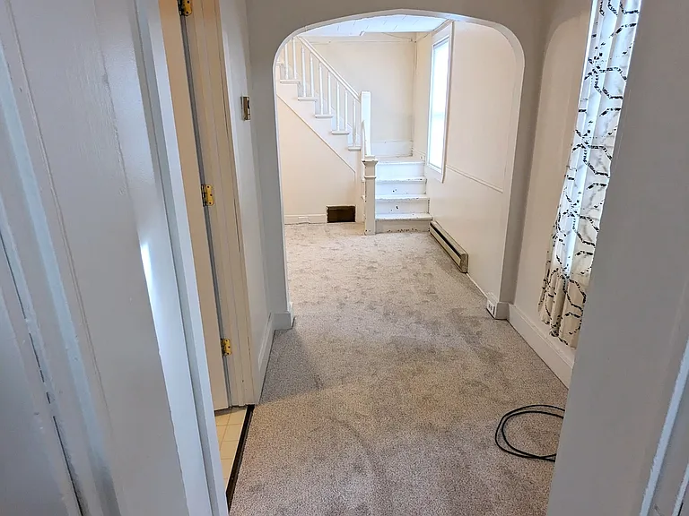 Cornelia St — Photo 4