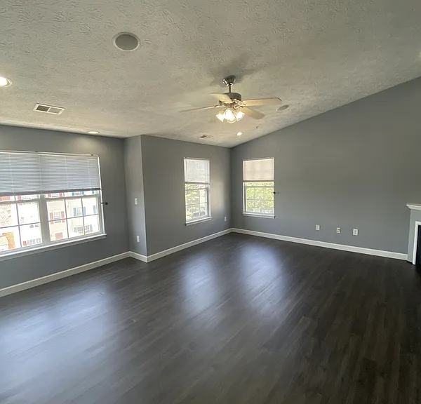 8025 Brookstone Ct — Photo 15