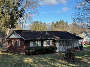 73 S Franklin St, Wellsville, NY 14895