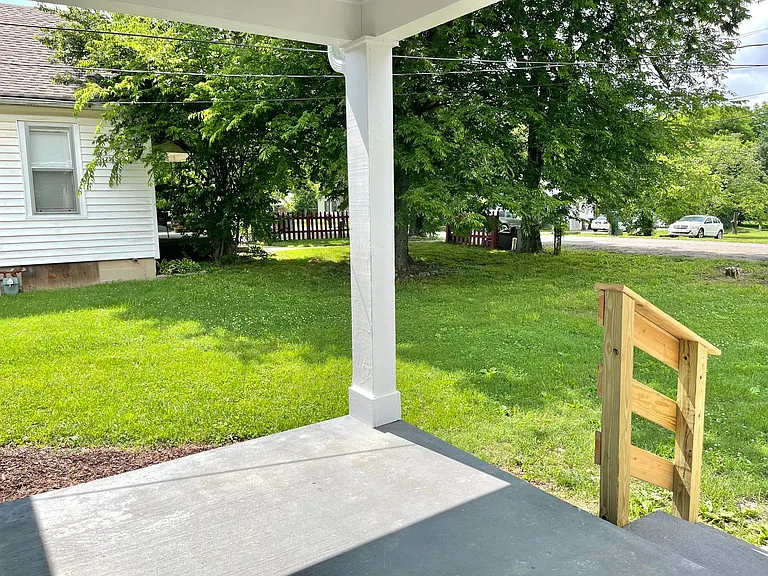 203 Morrison St — Photo 3