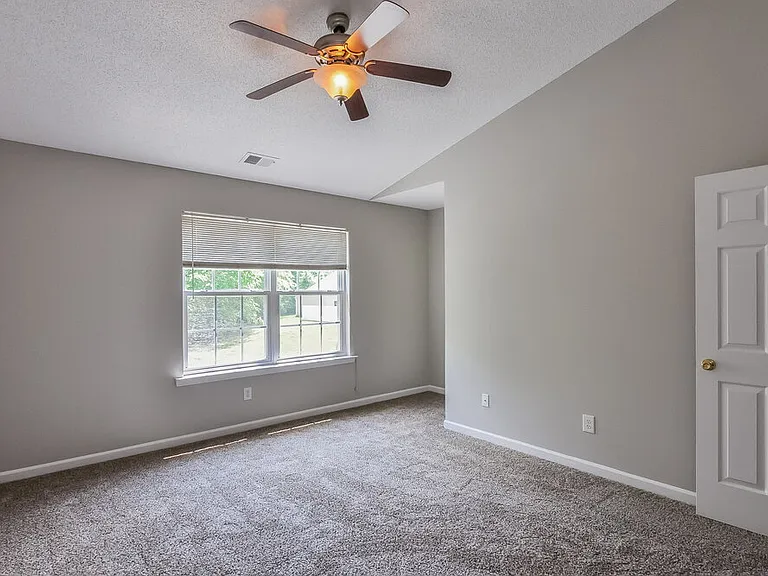 5845 Arbaugh Ct — Photo 8