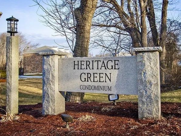 47 Edgelawn Ave APT 9, North Andover, MA 01845