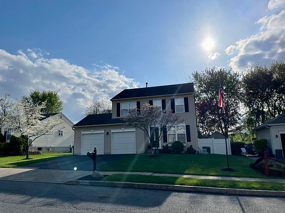 2nd image of 1819 Chardonnay Dr