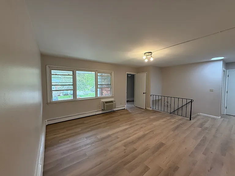 2710 South Rd #A6 — Photo 1