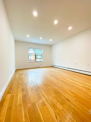 Rented by Bond New York | media 6