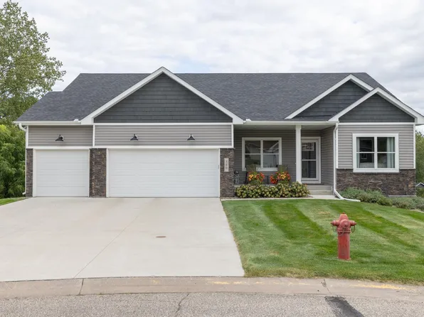 580 Northern Lights Dr, Prescott, WI 54021