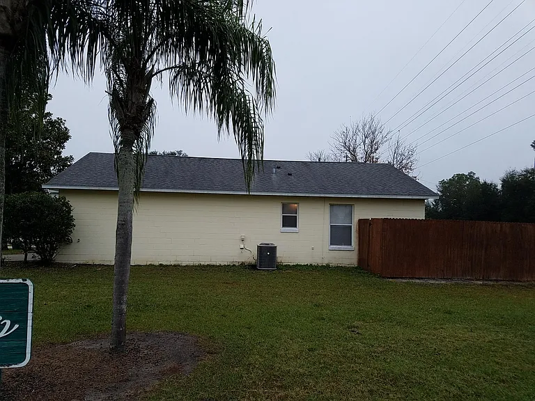 129 Burnsed Pl — Photo 2