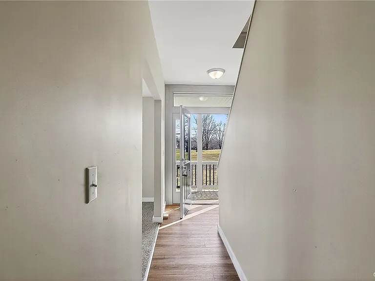 6637 Dix Rd — Photo 25