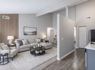 605 Hanna Ave #11, Loveland, OH