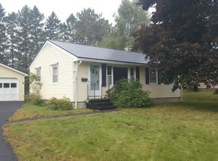 27 Tremont St, Brewer, ME 04412
