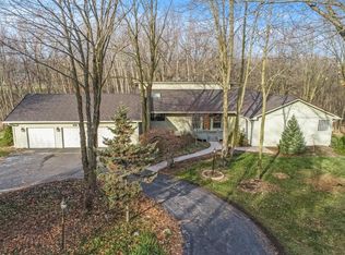 157 N 500 W, Valparaiso, IN 46385