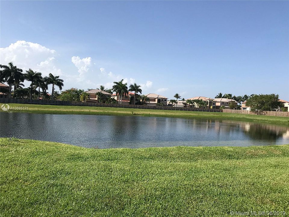 2nd image of 16373 SW 71st Ter