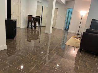 12028 Thomas Ave #BASEMENT, Great Falls, VA 22066