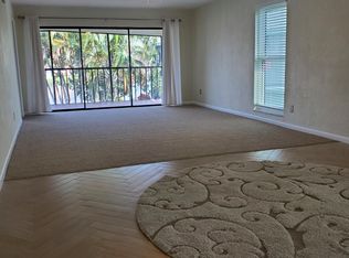 5500 Rattlesnake Hammock Rd APT J206, Naples, FL 34113