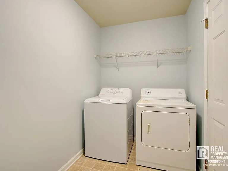 130 Decatur Dr — Photo 23