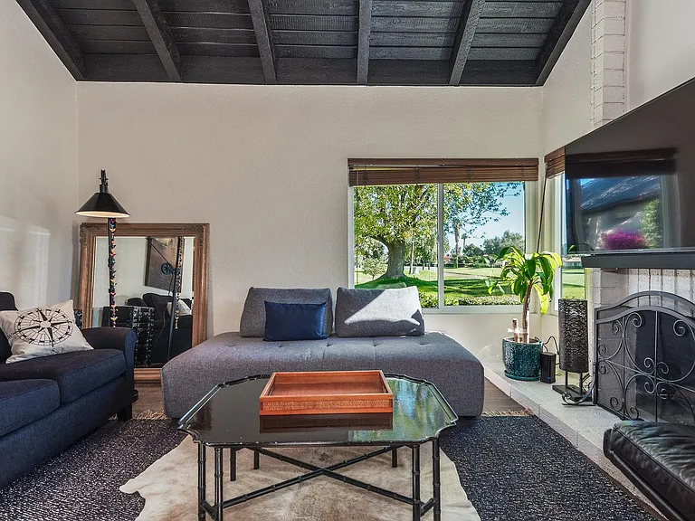 31 Pueblo Vista Dr — Photo 4