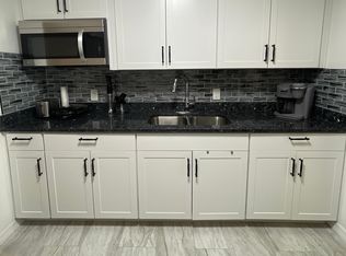 6715 N Armenia Ave APT 3, Tampa, FL 33604